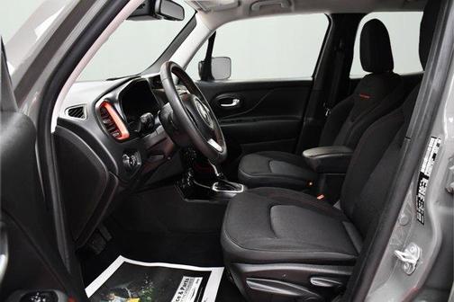 2023 Jeep Renegade Trailhawk