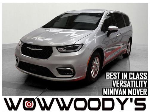 2023 Chrysler Pacifica Touring-L