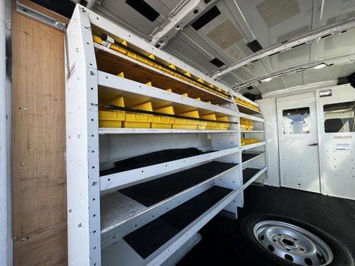 2019 Ford Transit-250 148 WB Medium Roof Cargo