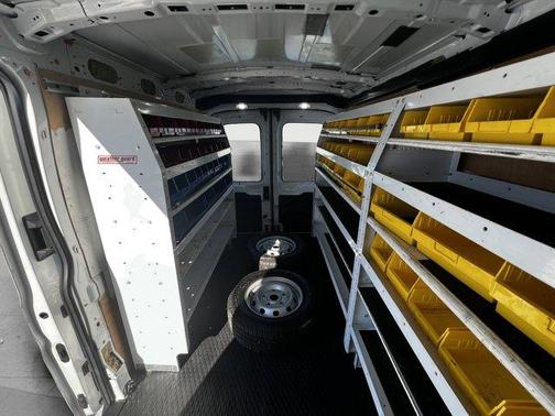 2019 Ford Transit-250 148 WB Medium Roof Cargo