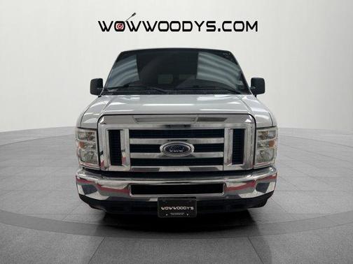 2013 Ford E350 Super Duty XLT