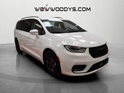 2021 Chrysler Pacifica Hybrid Limited