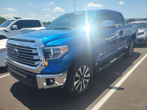 2018 Toyota Tundra SR5
