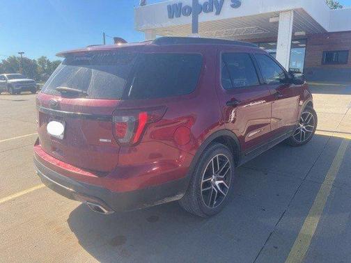 2017 Ford Explorer sport