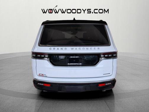 2022 Jeep Grand Wagoneer Series II