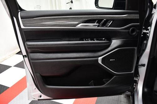 2023 Jeep Wagoneer L Series II