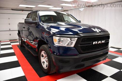 Photo 3 of 72 of 2020 RAM 1500 Tradesman