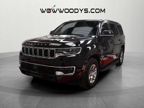 2023 Jeep Wagoneer Base