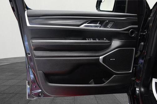 2023 Jeep Wagoneer Base