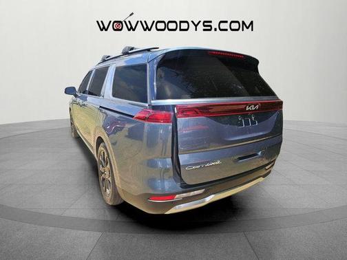 2022 Kia Carnival SX