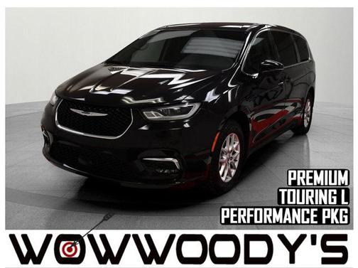 2023 Chrysler Pacifica Touring-L