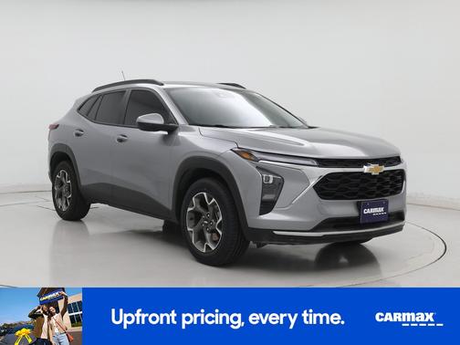 Gray 2025 Chevrolet Trax LT