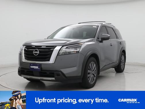 Gray 2023 Nissan Pathfinder SL