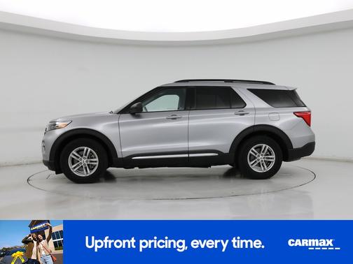 Silver 2024 Ford Explorer XLT