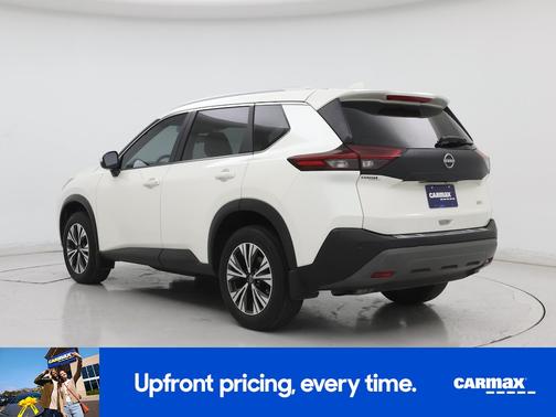White 2022 Nissan Rogue SV