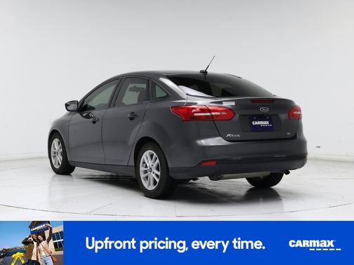 Gray 2018 Ford Focus SE