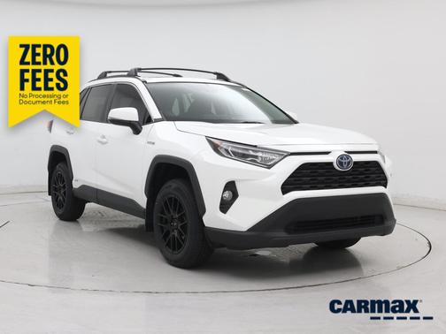 White 2021 Toyota RAV4 Hybrid XLE