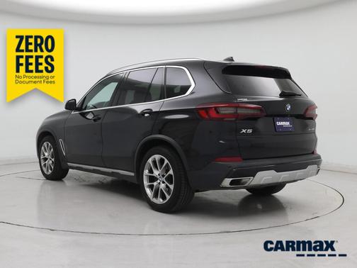 Black 2022 BMW X5 xDrive40i