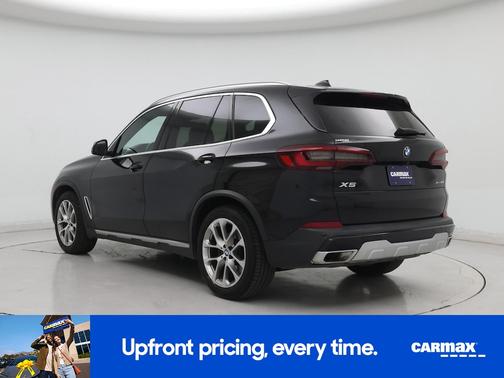 Black 2022 BMW X5 xDrive40i