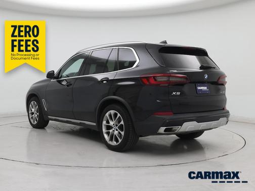 Black 2022 BMW X5 xDrive40i