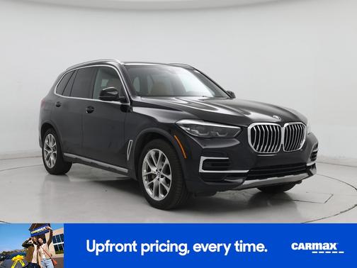 Black 2022 BMW X5 xDrive40i