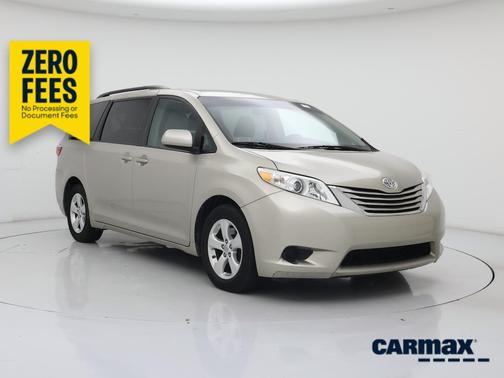 Tan 2017 Toyota Sienna LE