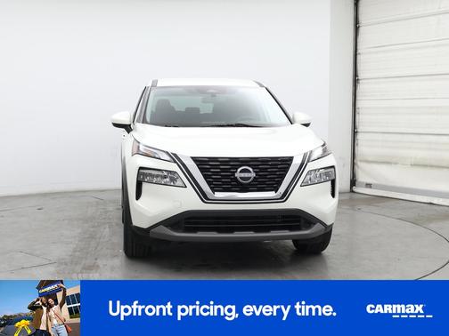 White 2023 Nissan Rogue SV