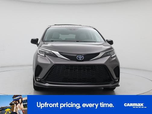 2022 Toyota Sienna XSE