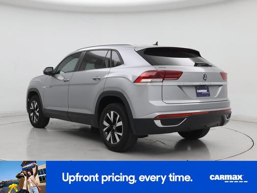 Silver 2022 Volkswagen Atlas Cross Sport SE
