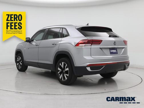 Silver 2022 Volkswagen Atlas Cross Sport SE