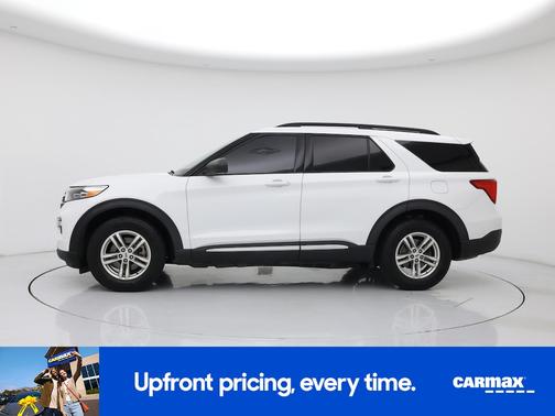 White 2020 Ford Explorer XLT
