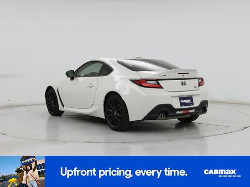 2025 Toyota GR86 Premium