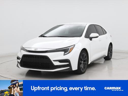 White 2024 Toyota Corolla SE