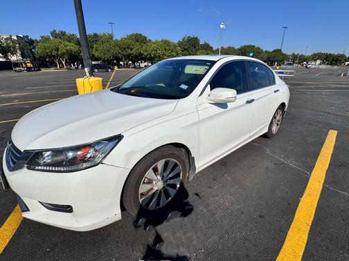White 2015 Honda Accord EX-L