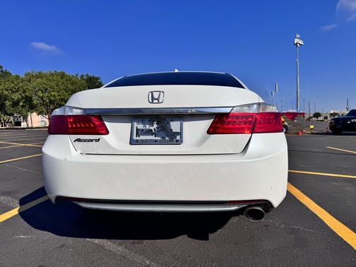 White 2015 Honda Accord EX-L