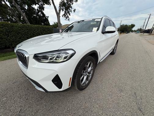 White 2024 BMW X3 xDrive30i