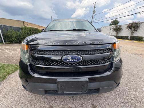 Black 2015 Ford Explorer Sport