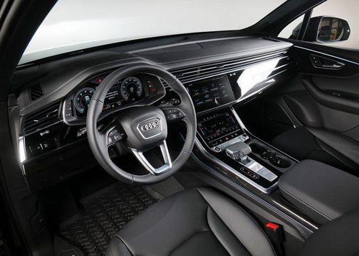 2026 Audi Q7 55 Premium Plus