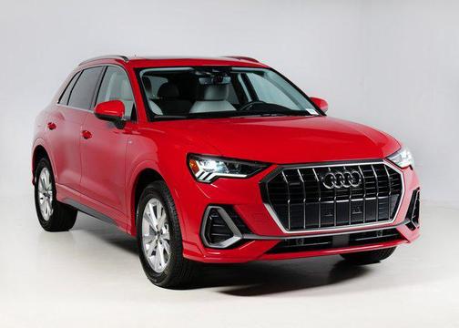 2025 Audi Q3 Premium 45 TFSI S line quattro Tiptronic