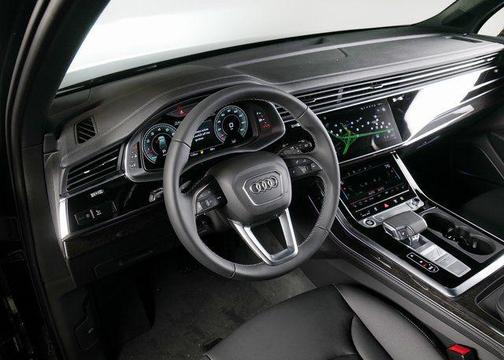 2026 Audi Q7 55 Premium Plus