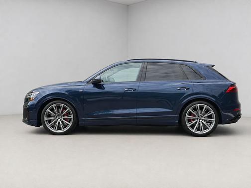 Waitomo Blue Metallic 2026 Audi Q8 55 Prestige