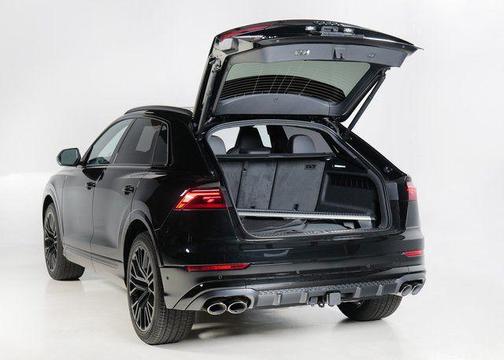 2026 Audi SQ8 4.0T Prestige