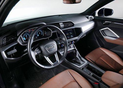 2022 Audi Q3 45 S line Premium Plus