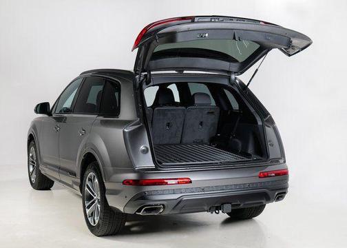 2026 Audi Q7 55 Premium