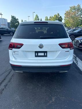 Pure White 2021 Volkswagen Tiguan 2.0T SE 4MOTION