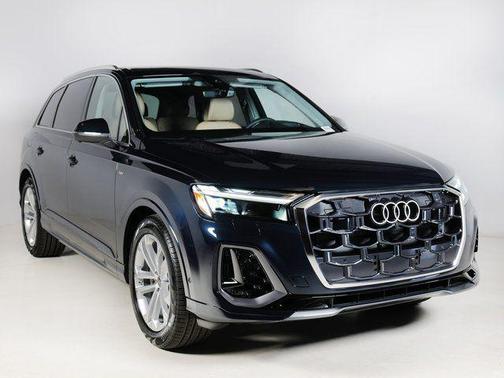 Waitomo Blue Metallic 2026 Audi Q7 55 Prestige