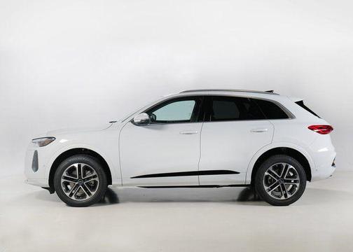 2025 Audi Q5 Premium