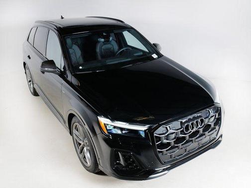 Mythos Black Metallic 2026 Audi Q7 55 Prestige