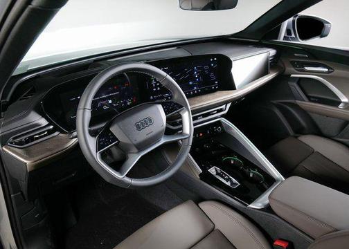 2025 Audi Q5 Prestige TFSI quattro S tronic