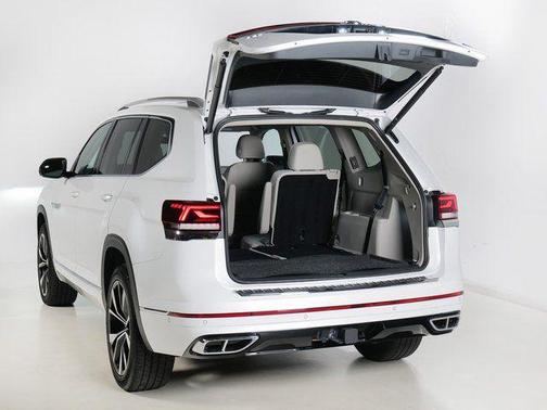 Opal White 2024 Volkswagen Atlas 2.0T SEL Premium R-Line 4MOTION